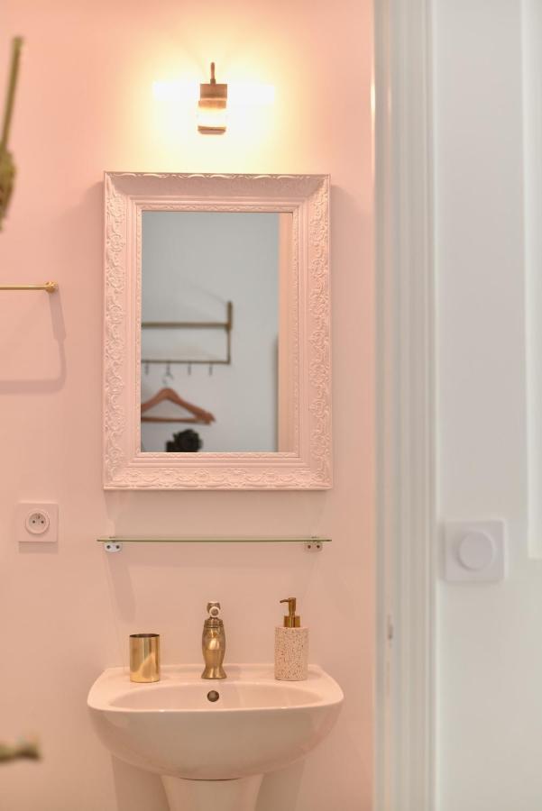 シャンベリLes Petits Boudoirs De Savoieアパートメント エクステリア 写真